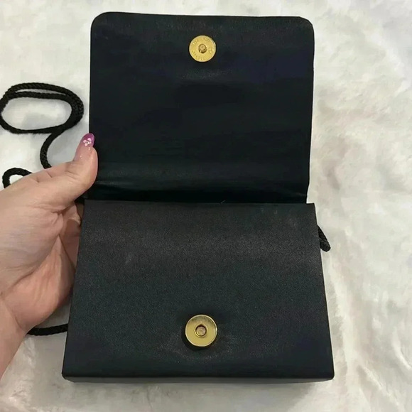 Vintage La Regale Black Evening Satin Mini Purse HandBag Crossbody Elegant Fun - Picture 11 of 16